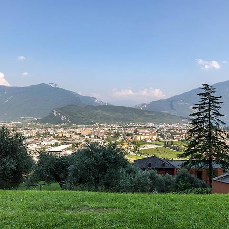 Апартаменты La Terrazza Di Vincent Sul Garda Рива-дель-Гарда Экстерьер фото