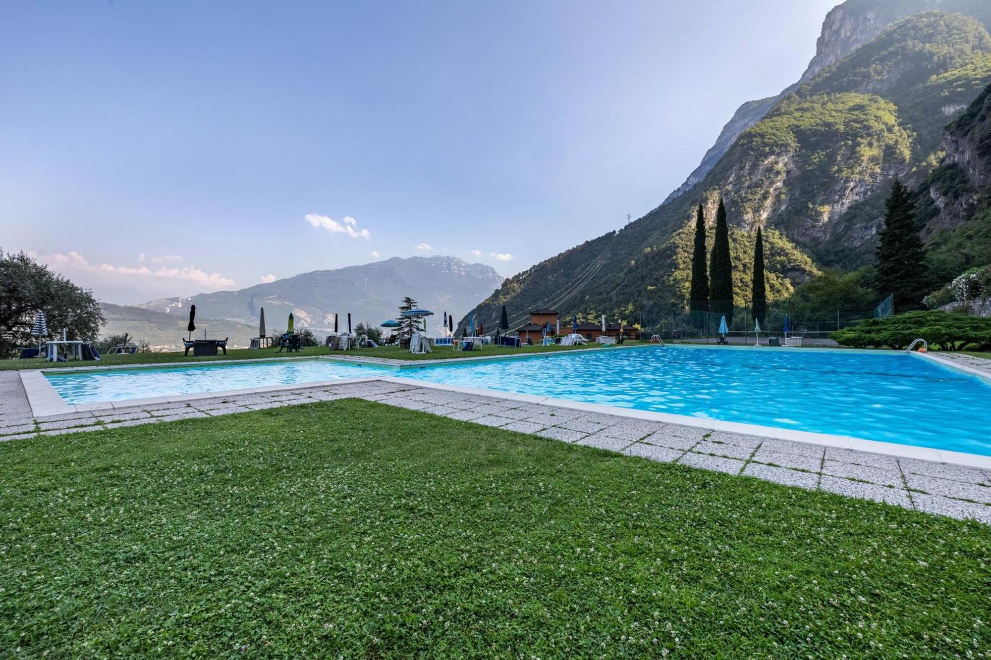Апартаменты La Terrazza Di Vincent Sul Garda Рива-дель-Гарда Экстерьер фото